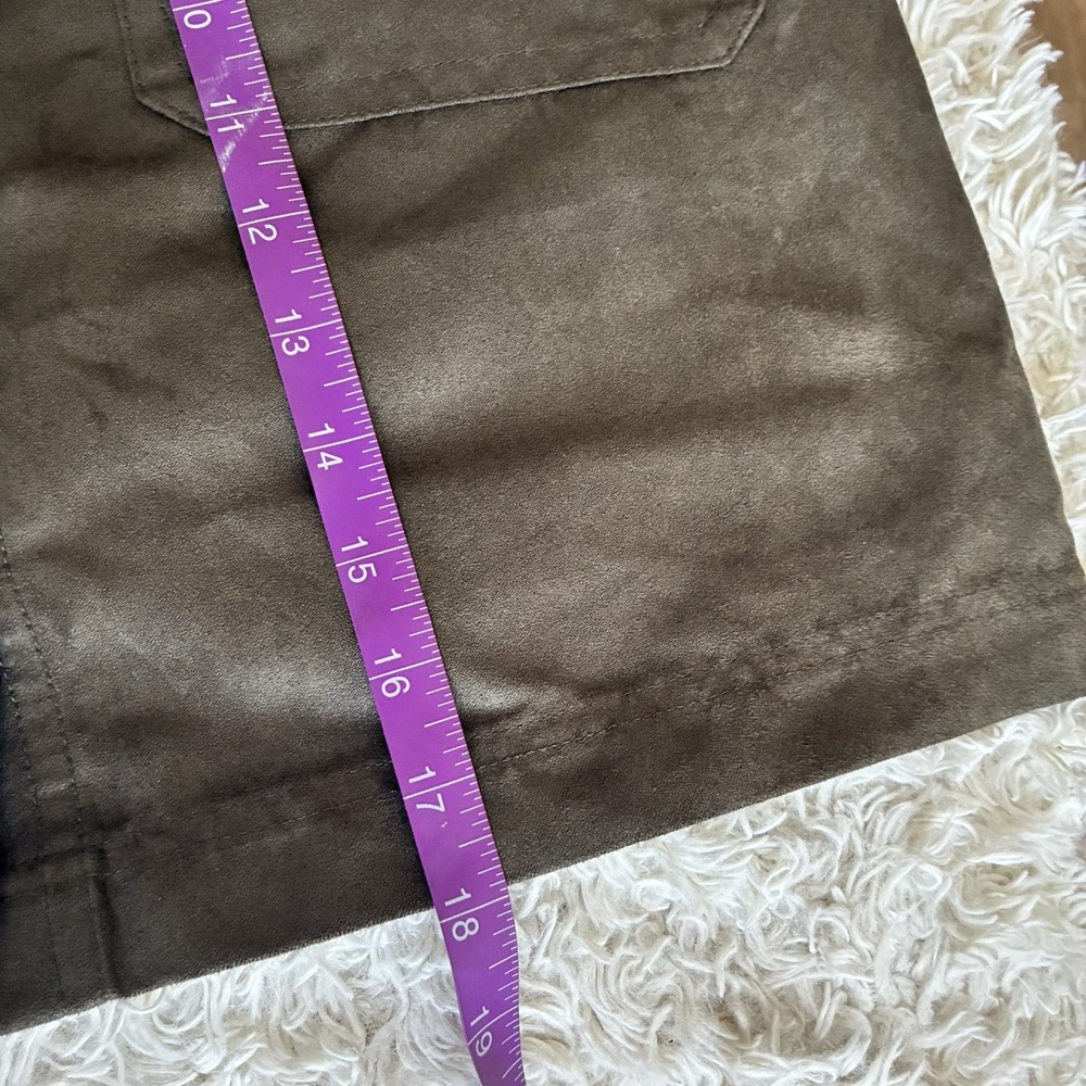 Banana Republic "Portia" Vegan Suede Utility Mini Skirt Sz 8 Cargo Green EUC - Picture 10 of 12